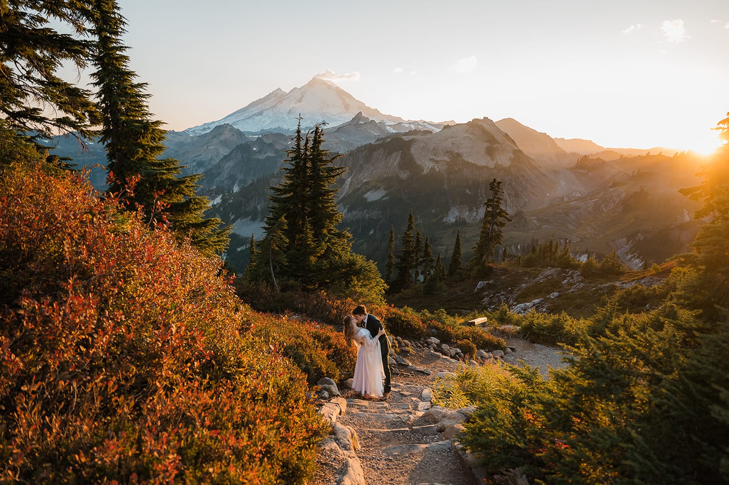 Hannah Lamb - Wandering Peaks